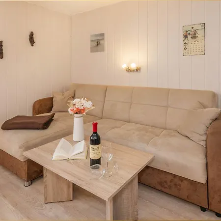 Kristin Apartamento *